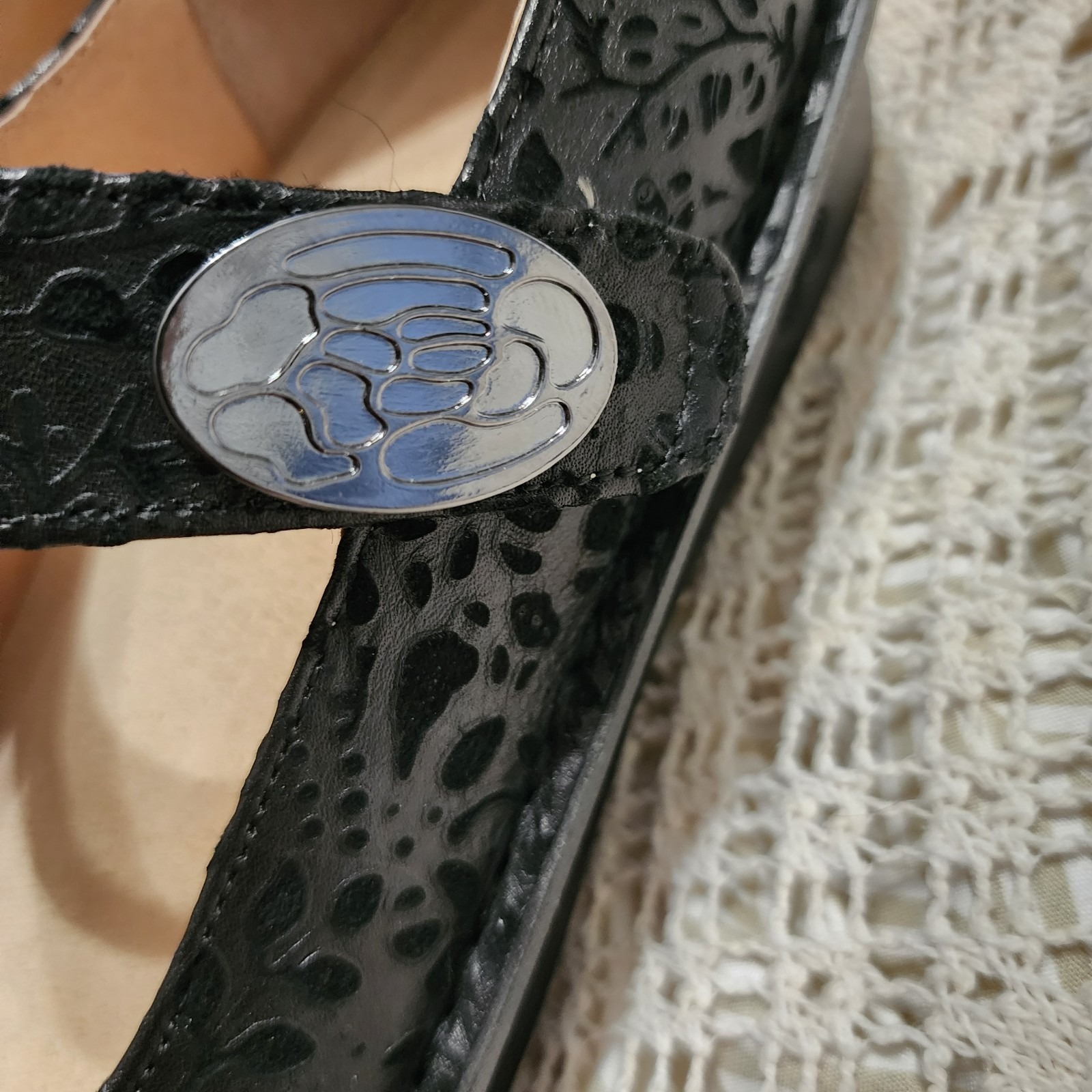 Alegria Black Leather Mary Jane Style Shoes Eu 37/Us 6.5-7 — image 4 of 8